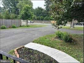 1160 Sterling Rd in Herndon, VA - Building Photo