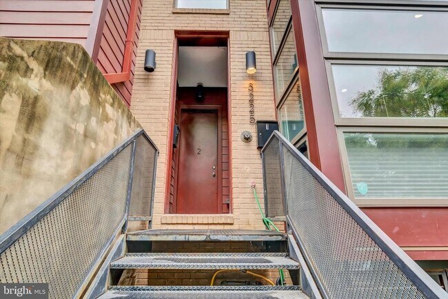 3225 Sherman Ave NW in Washington, DC - Building Photo - Building Photo