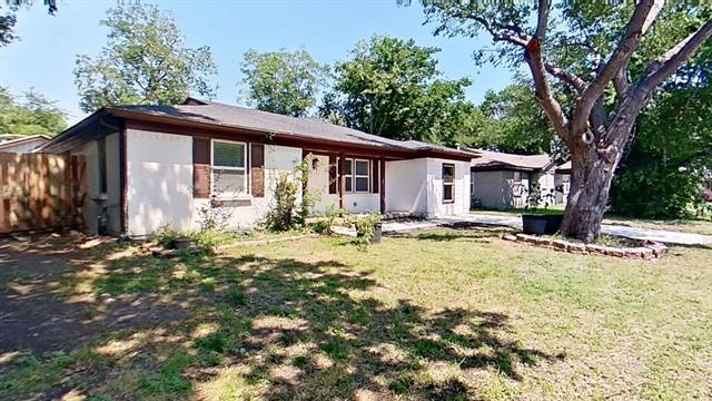 424 Parkside Dr in White Settlement, TX - Foto de edificio - Building Photo