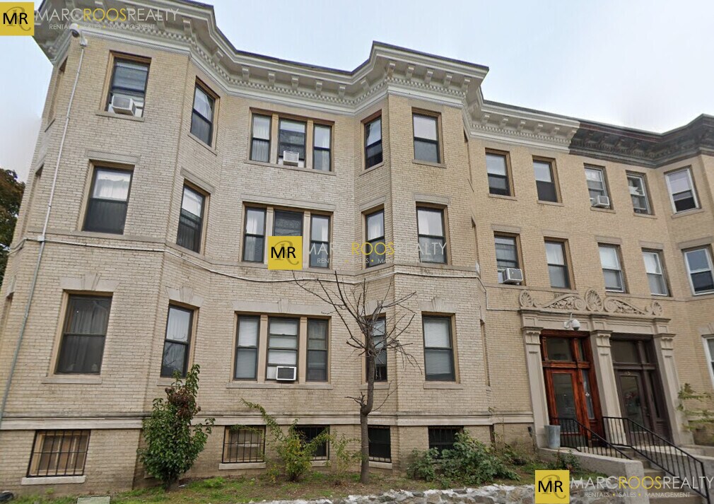 45 Orkney Rd, Unit 3 in Boston, MA - Building Photo