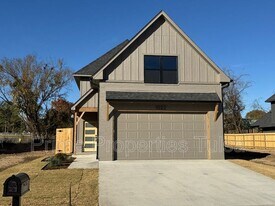 1022 E Delmar Pl in Broken Arrow, OK - Building Photo