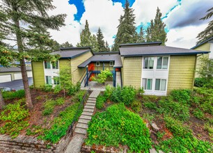 The Kamber Ridge Apartments in Bellevue, WA - Foto de edificio - Building Photo