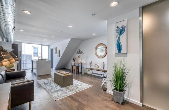 1613 N 7th St, Unit 2, Unit 2