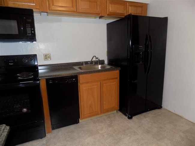 property at 700 N Calhoun St