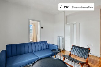 Private bedroom in 4 bed/1 bath Home in Boston, MA - Building Photo - Building Photo