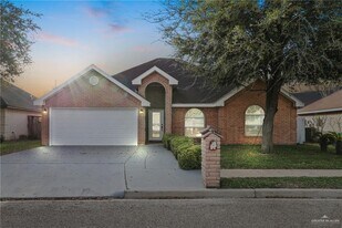 25 Via Cantera Dr in San Juan, TX - Building Photo