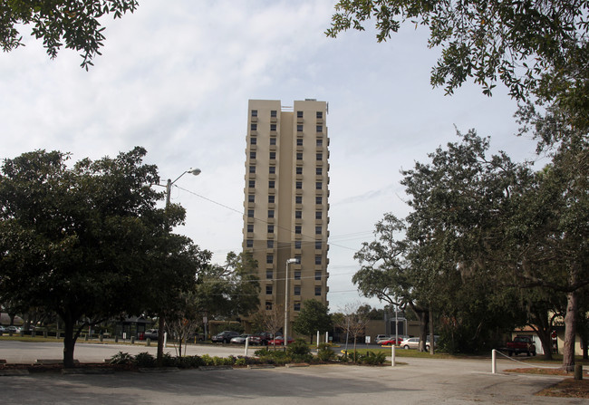 Bayshore Presbyterian in Tampa, FL - Building Photo - Building Photo