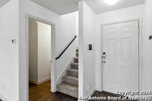 6031 Southern Vis in San Antonio, TX - Building Photo - Building Photo