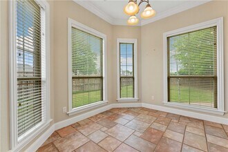 501 SE Eaton St in Bentonville, AR - Building Photo - Building Photo