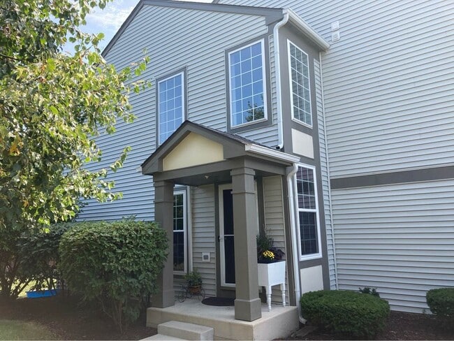 3348 Cremin Ct in Aurora, IL - Building Photo - Building Photo