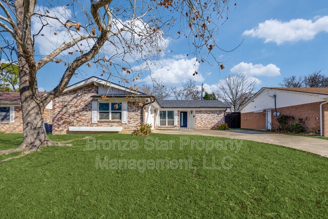 property at 2321 N Ricketts St