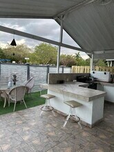 8225 NW 192nd Terrace in Hialeah, FL - Building Photo - Building Photo