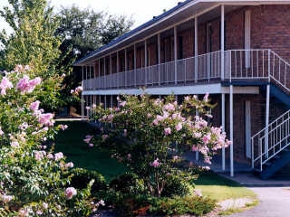 Oliver North Apartments in Monroe, LA - Building Photo