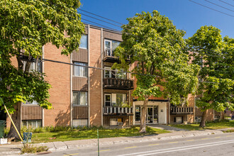 5305 Walkley Av in Montréal, QC - Building Photo - Building Photo