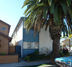 1500 Marine St in Seal Beach, CA - Building Photo - Building Photo