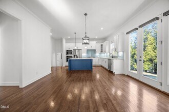 1420 Briar Chapel Pkwy in Chapel Hill, NC - Foto de edificio - Building Photo