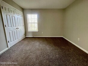 6800 Crawford Crossing Pl in Louisville, KY - Building Photo - Building Photo