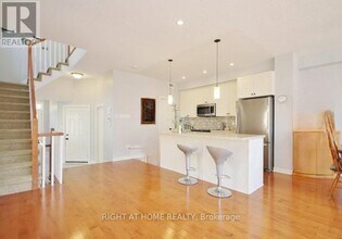2461 Regatta Ave in Ottawa, ON - Building Photo - Building Photo