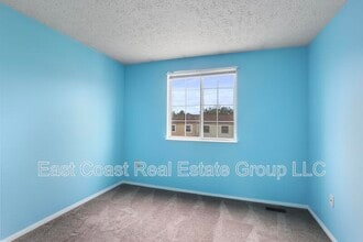 6722 Fallow Hill Ct in Frederick, MD - Foto de edificio - Building Photo