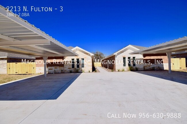 2213 N. Fulton-3