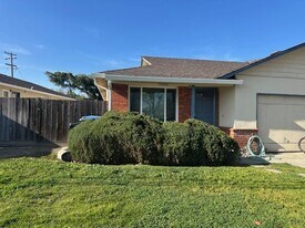 1535-1537 Saratoga Ave in San Jose, CA - Building Photo