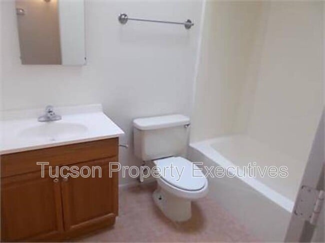 1328-P1328 W Pennington St in Tucson, AZ - Building Photo - Building Photo