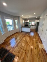 9 E Collins St, Unit 2 in Salem, MA - Building Photo - Building Photo