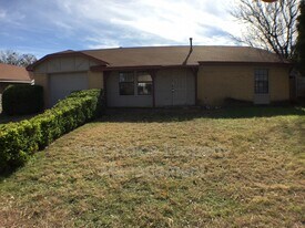 5821 Fair Wind St in Fort Worth, TX - Building Photo