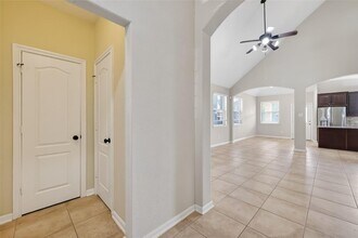 19327 N Cottonwood Green Ln in Cypress, TX - Foto de edificio - Building Photo