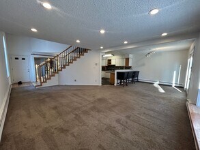 163 Carlyle Way in Fairbanks, AK - Building Photo - Building Photo