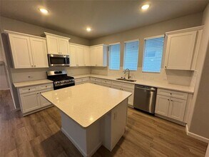4945 Carmel Valley Dr in Fort Worth, TX - Building Photo - Building Photo
