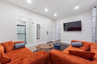 92 Stuyvesant Ave in Jersey City, NJ - Building Photo - Building Photo