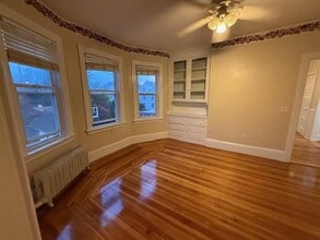 66 Blackamore Ave in Cranston, RI - Building Photo - Building Photo