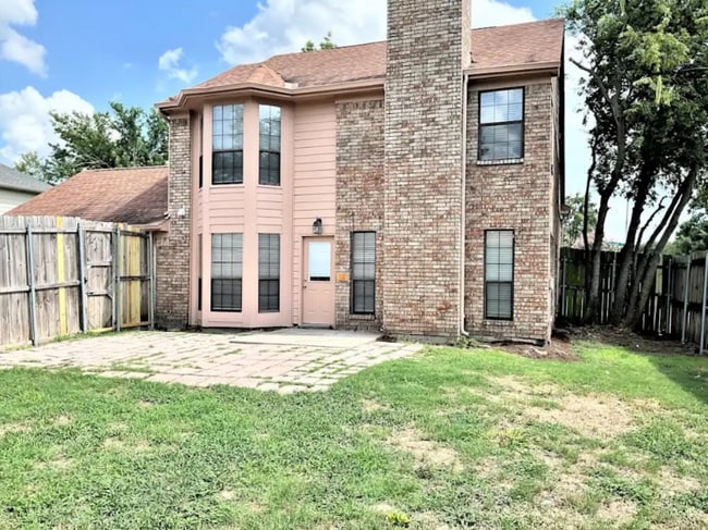 property at 1803 Shoreline Dr