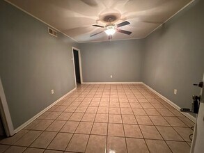 2634 Furlong Ave, Unit 2634 in St. Albans, WV - Foto de edificio - Building Photo