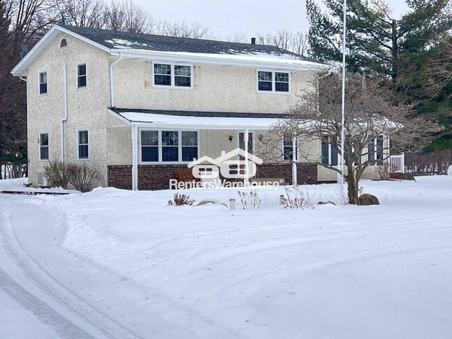 7710 Kalk Rd in Corcoran, MN - Foto de edificio - Building Photo