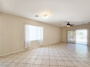 2316 Peaceful Moon St in Henderson, NV - Building Photo - Building Photo