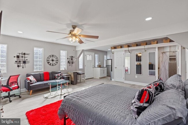 6245 Cracklingtown Rd in Hughesville, MD - Building Photo - Building Photo