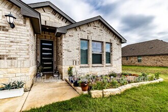 3033 Casillero St in Selma, TX - Building Photo - Building Photo