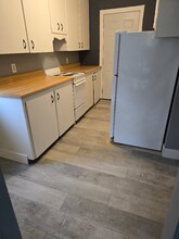 4721 N 39th St in Omaha, NE - Foto de edificio - Building Photo