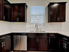 716 Terrain Star Ave in North Las Vegas, NV - Building Photo - Building Photo