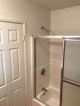 5551-5555 Robles Ave in Atascadero, CA - Building Photo - Building Photo