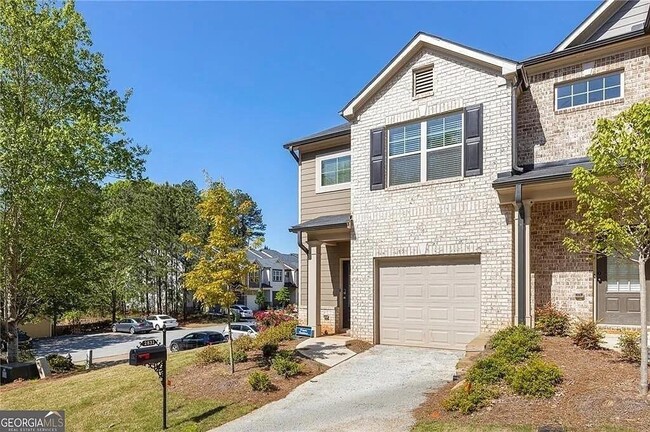 property at 2831 Ridgeview Dr