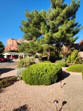 80 Stone Way in Sedona, AZ - Building Photo - Building Photo