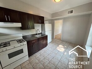 3805 W Thomas St in Chicago, IL - Building Photo - Building Photo