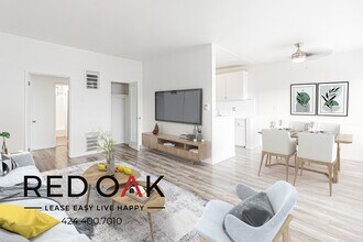 1051 N Ogden Dr in West Hollywood, CA - Building Photo - Building Photo
