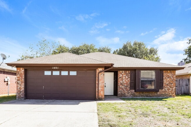 property at 1401 Lincolnshire Way
