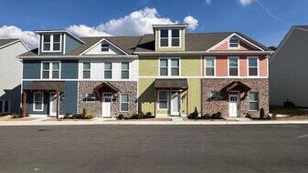 1915 Cypress Ln in Cleveland, TN - Building Photo