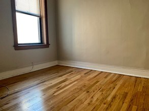 949 N Hoyne Ave-Unit -953-2 in Chicago, IL - Building Photo - Building Photo