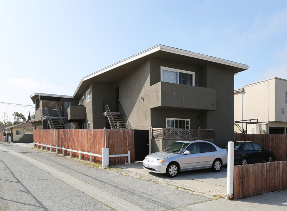 12412 Greene Ave in Los Angeles, CA - Building Photo